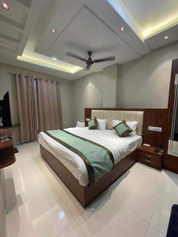 Vishwanath Inn Varanasi Exterior foto